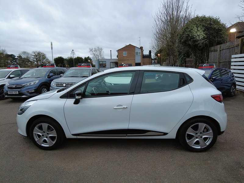 Renault Clio Dynamique Nav - U93711