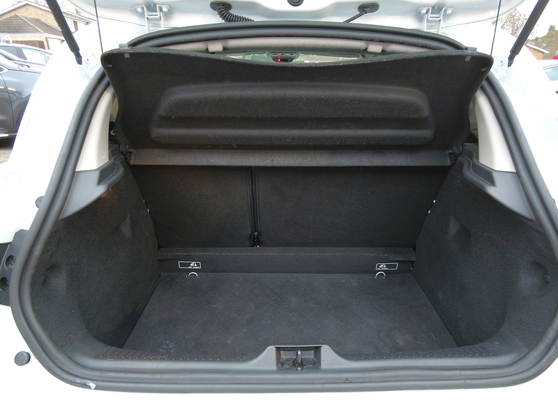 Renault Clio Dynamique Nav - U93711