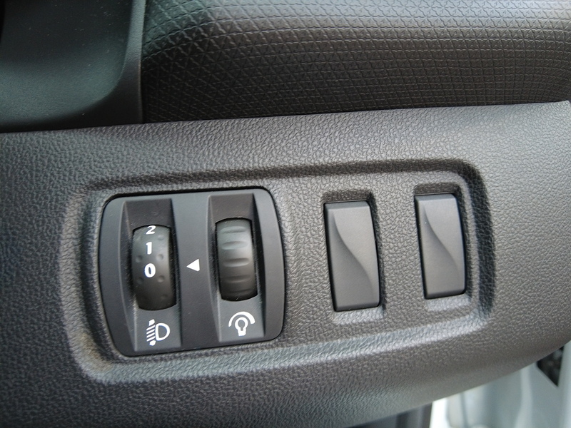 Renault Clio Dynamique Nav - U93711