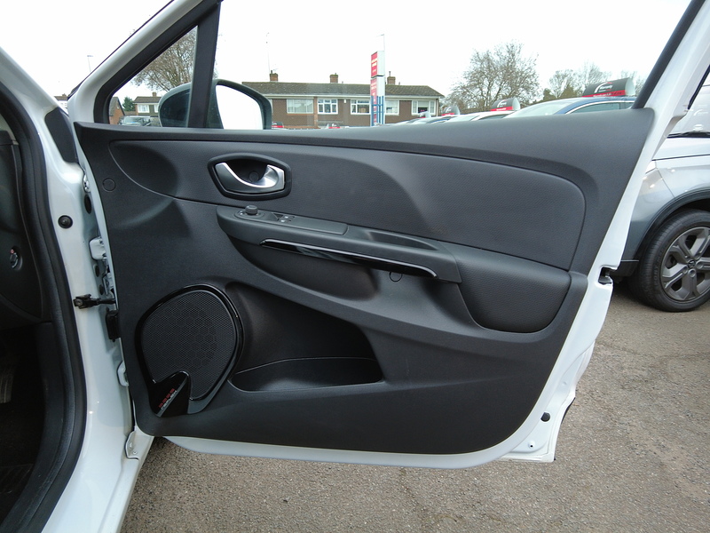 Renault Clio Dynamique Nav - U93711