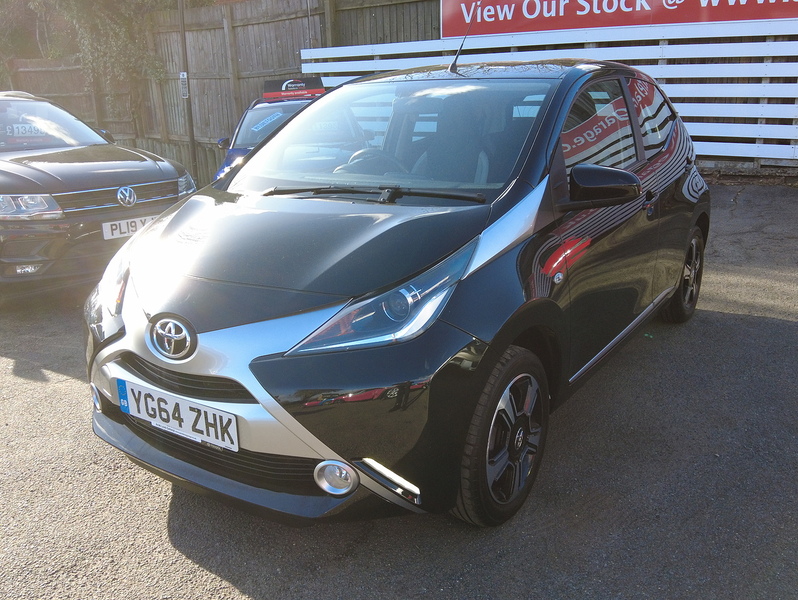 Toyota AYGO VVT-i x-clusiv - U93713