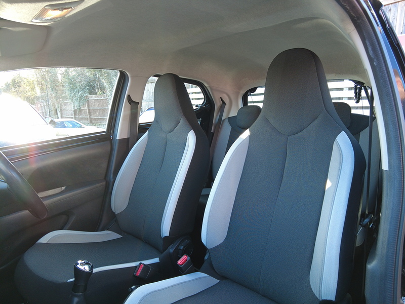 Toyota AYGO VVT-i x-clusiv - U93713