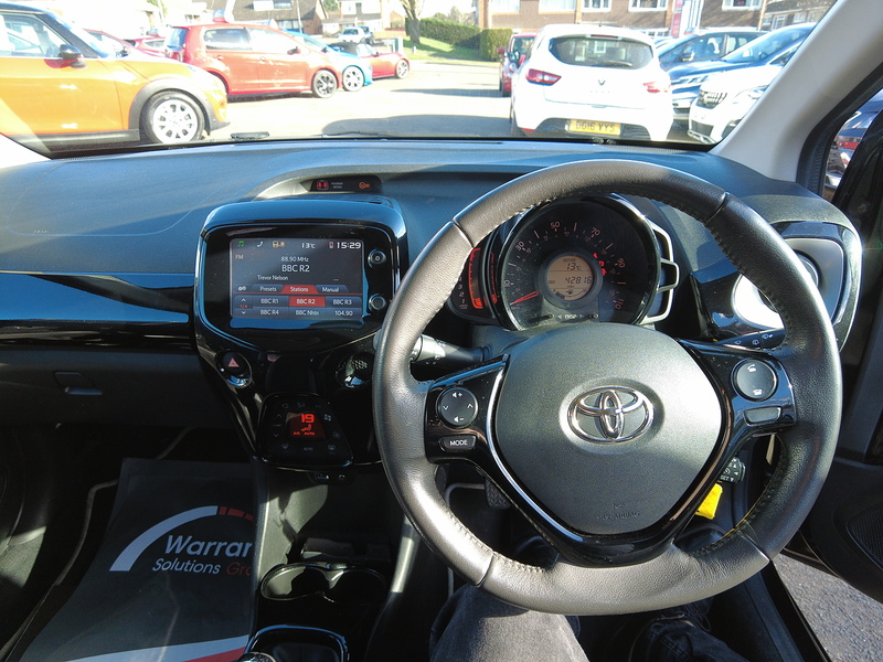 Toyota AYGO VVT-i x-clusiv - U93713