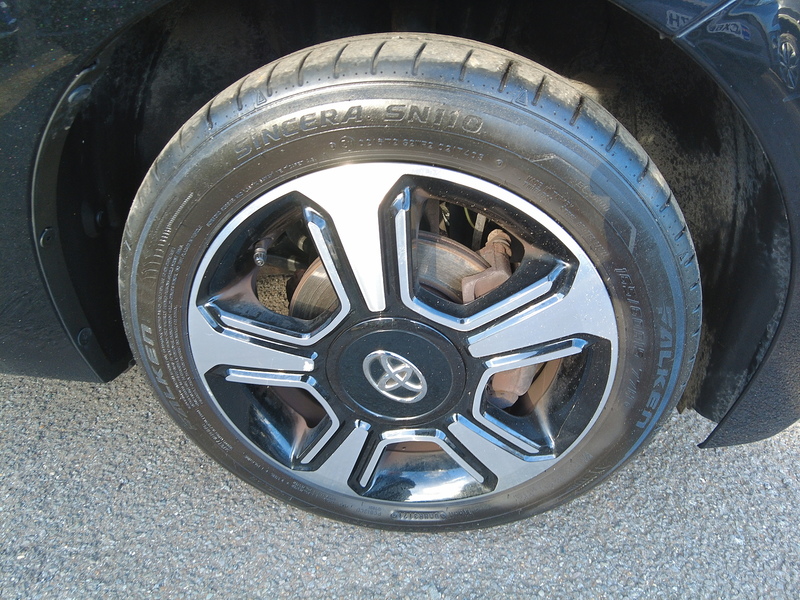 Toyota AYGO VVT-i x-clusiv - U93713