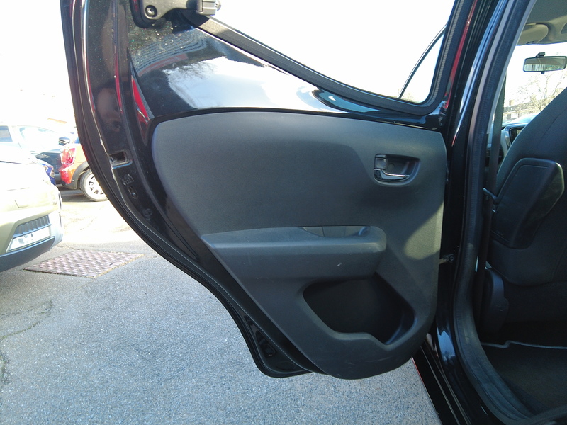 Toyota AYGO VVT-i x-clusiv - U93713