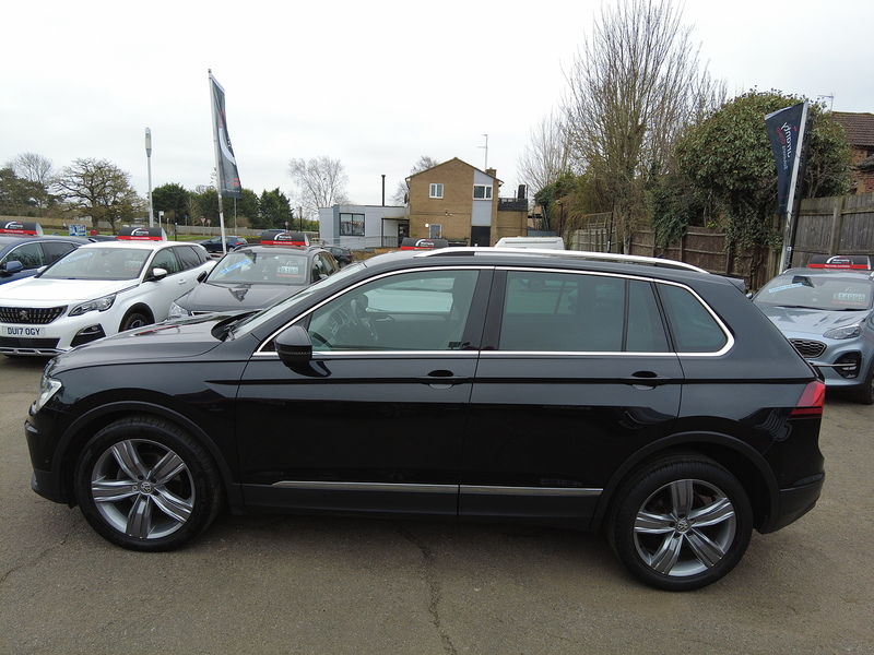 Volkswagen Tiguan TDI Match - U93716
