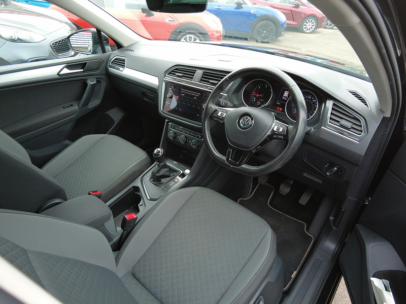 Volkswagen Tiguan TDI Match - U93716