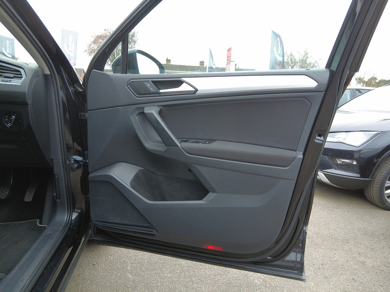 Volkswagen Tiguan TDI Match - U93716