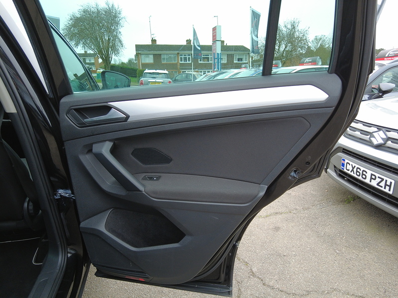 Volkswagen Tiguan TDI Match - U93716