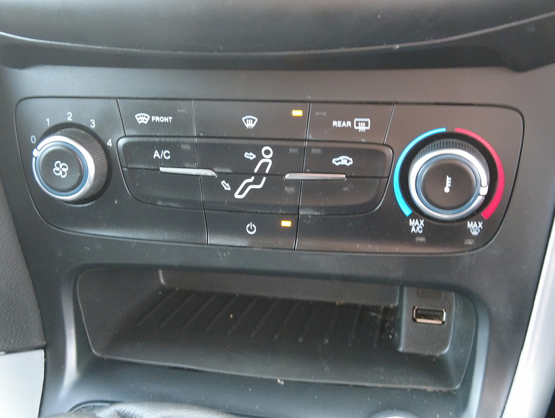 Ford Focus T EcoBoost Zetec Edition - U93717