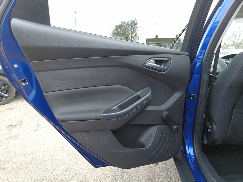 Ford Focus T EcoBoost Zetec Edition - U93717