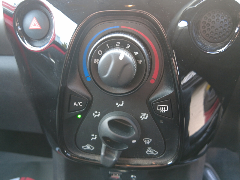 Citroen C1 VTi Flair - U93724