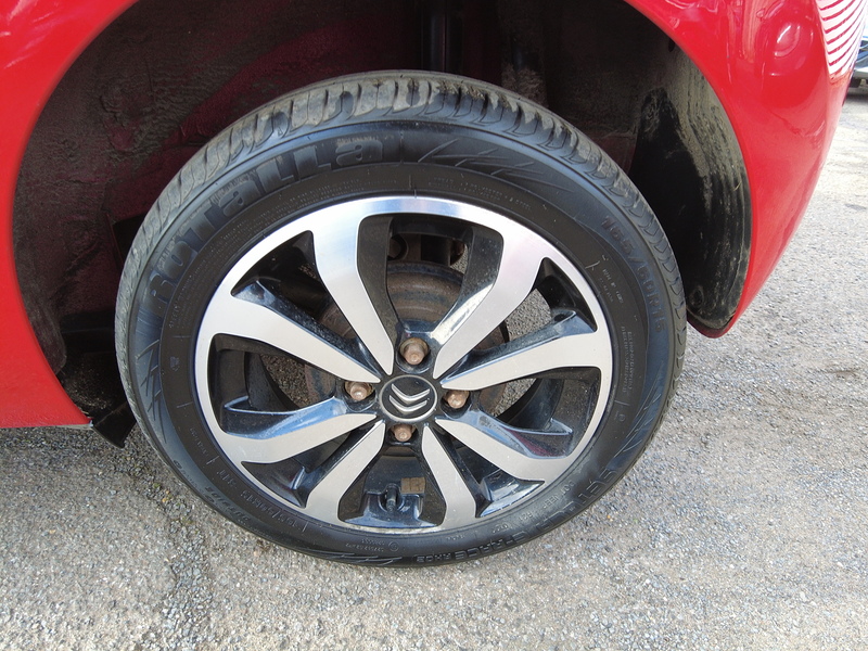 Citroen C1 VTi Flair - U93724