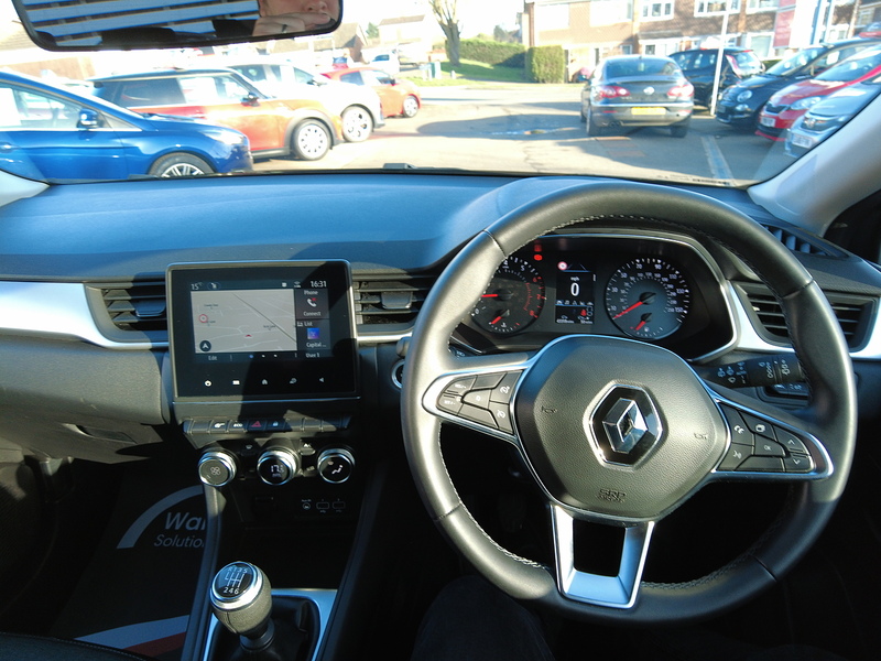 Renault Captur TCe Iconic - U93726