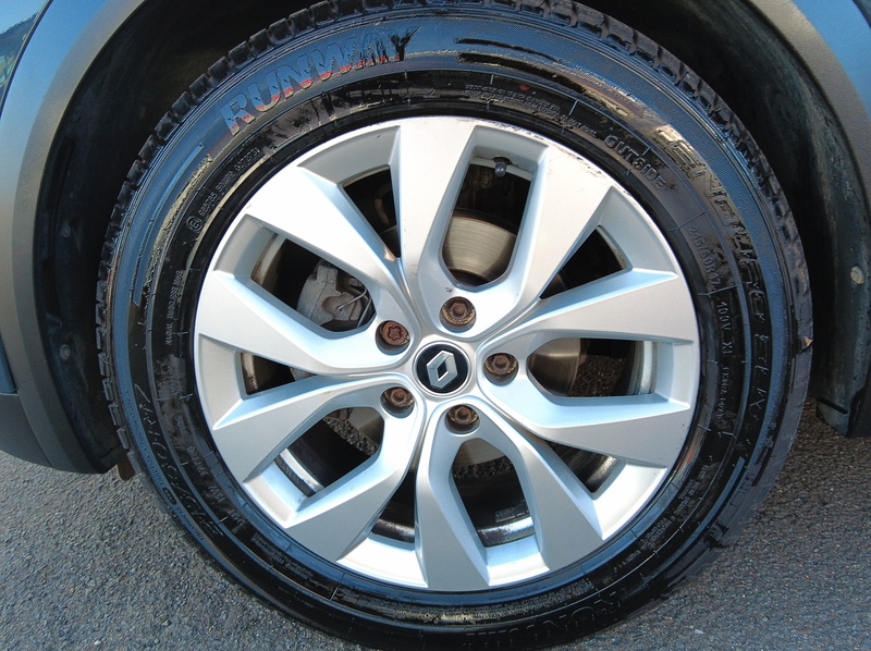 Renault Captur TCe Iconic - U93726