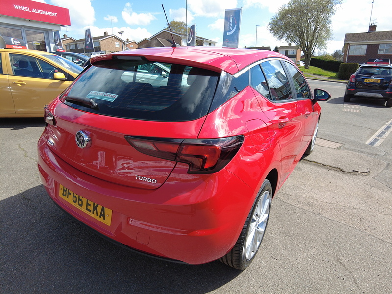 Vauxhall Astra i Turbo Design - U93729