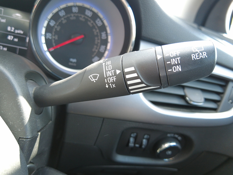 Vauxhall Astra i Turbo Design - U93729