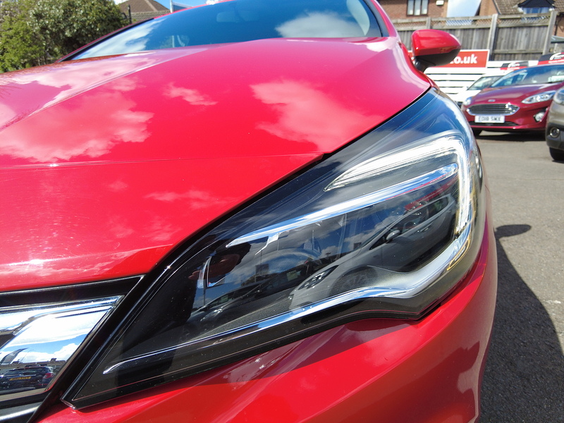 Vauxhall Astra i Turbo Design - U93729