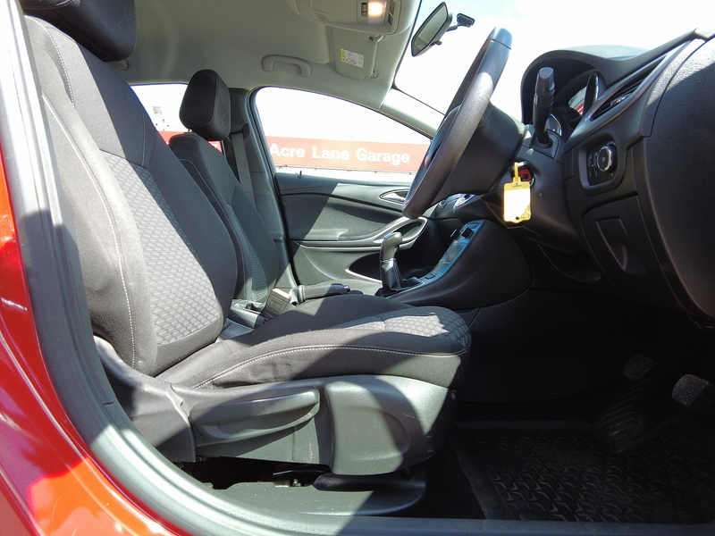 Vauxhall Astra i Turbo Design - U93729