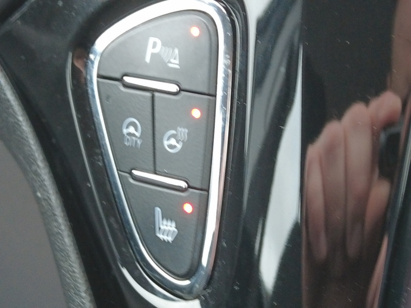 Vauxhall Corsa i ecoTEC SE Nav - U93733