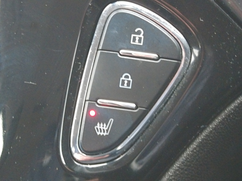 Vauxhall Corsa i ecoTEC SE Nav - U93733