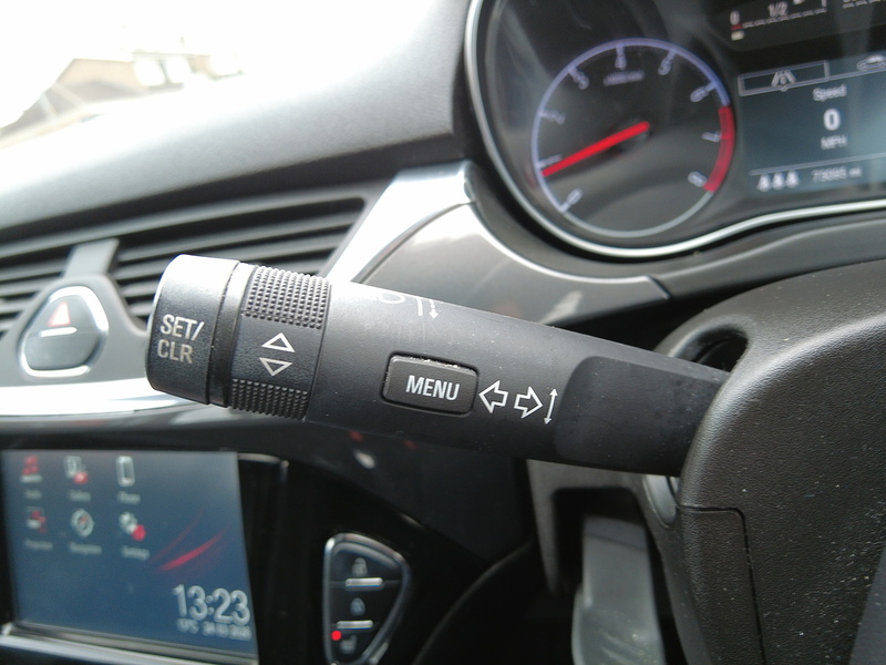 Vauxhall Corsa i ecoTEC SE Nav - U93733