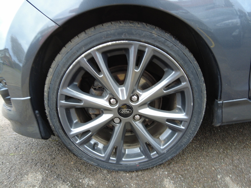 Ford Fiesta T EcoBoost ST-Line - U93742