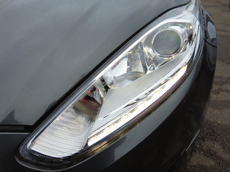 Ford Fiesta T EcoBoost ST-Line - U93742