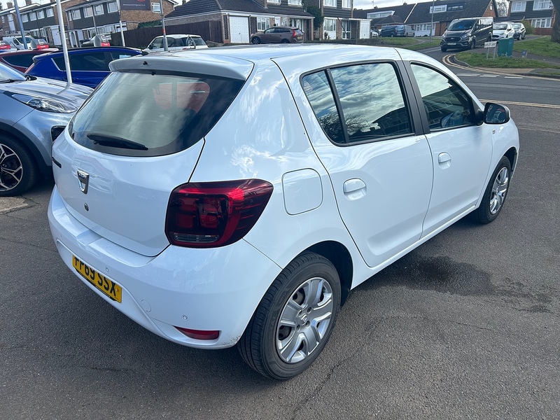 Dacia Sandero TCe Comfort - U93745