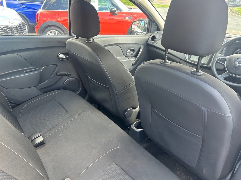 Dacia Sandero TCe Comfort - U93745