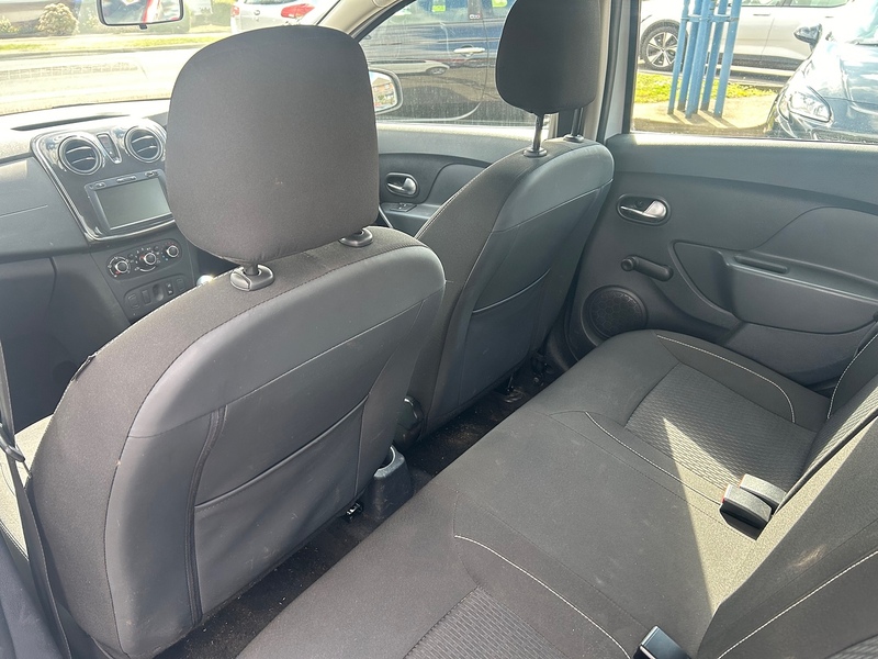 Dacia Sandero TCe Comfort - U93745
