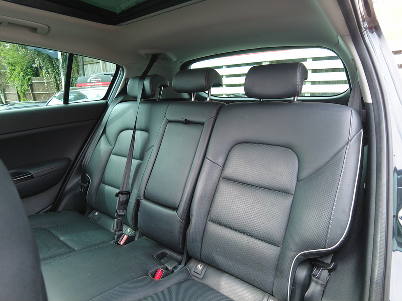 Kia Sportage CRDi 4 - U93756