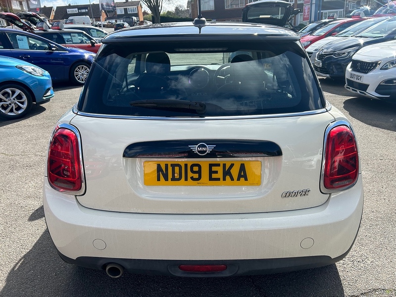 MINI Hatch Cooper Classic - U93759