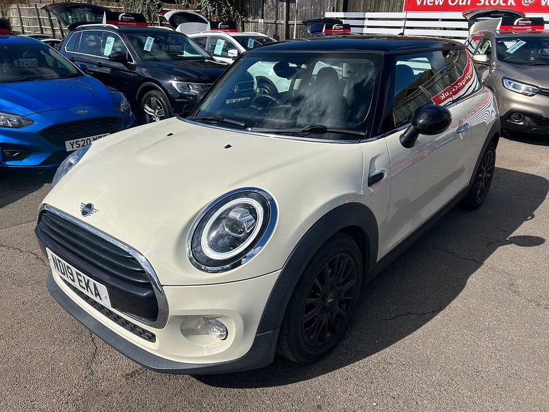 MINI Hatch Cooper Classic - U93759