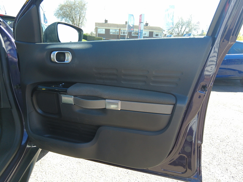 Citroen C4 Cactus BlueHDi Feel - U93760