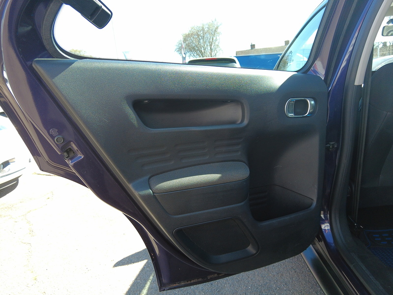 Citroen C4 Cactus BlueHDi Feel - U93760