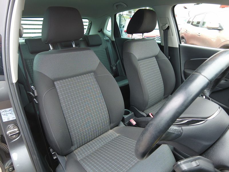 Volkswagen Polo TSI BlueMotion Tech Match - U93768