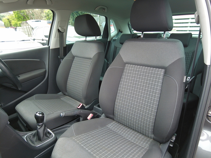 Volkswagen Polo TSI BlueMotion Tech Match - U93768