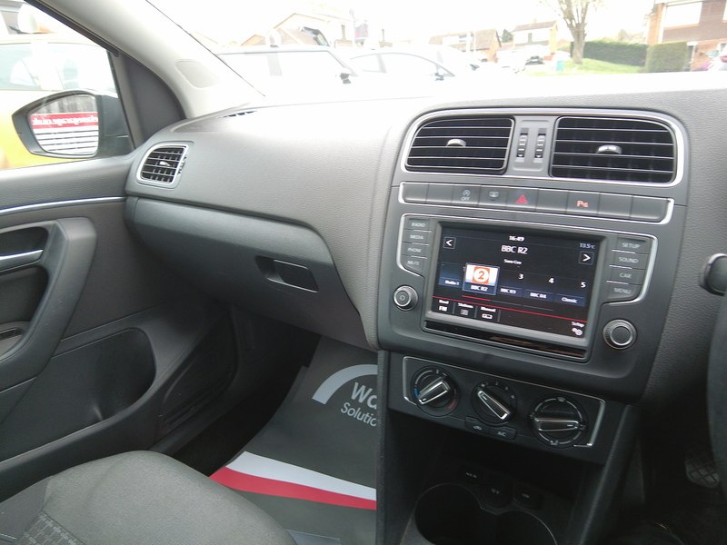 Volkswagen Polo TSI BlueMotion Tech Match - U93768