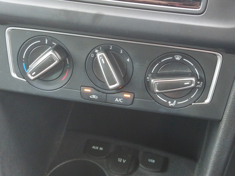 Volkswagen Polo TSI BlueMotion Tech Match - U93768