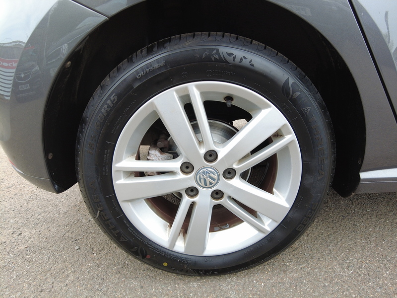 Volkswagen Polo TSI BlueMotion Tech Match - U93768