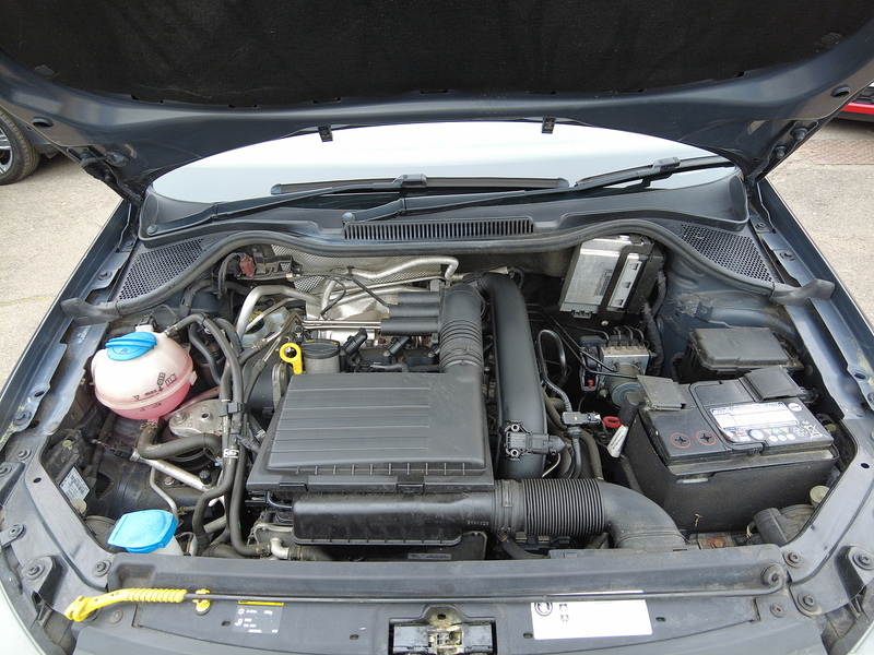 Volkswagen Polo TSI BlueMotion Tech Match - U93768