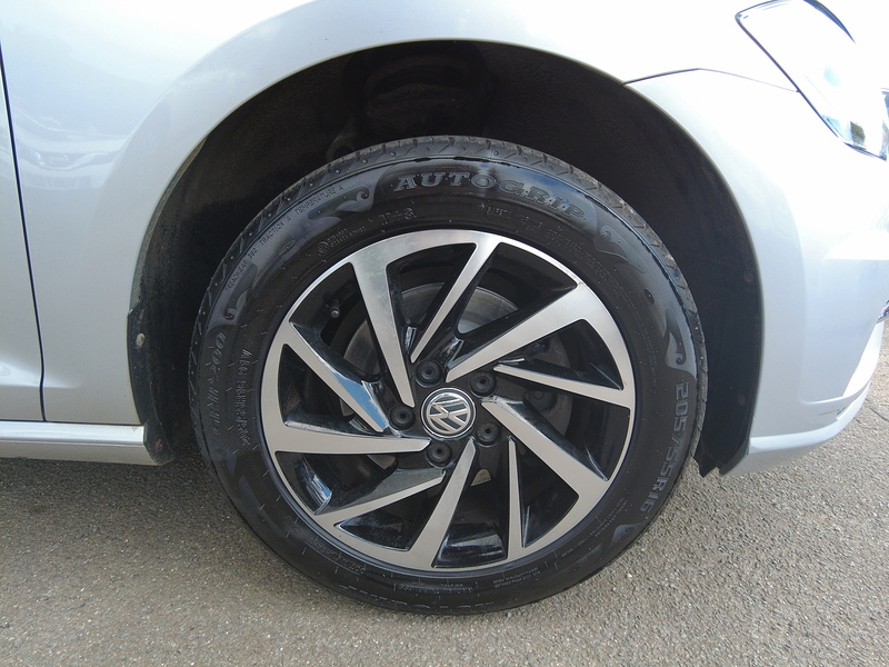 Volkswagen Golf TSI EVO Match Edition - U93785
