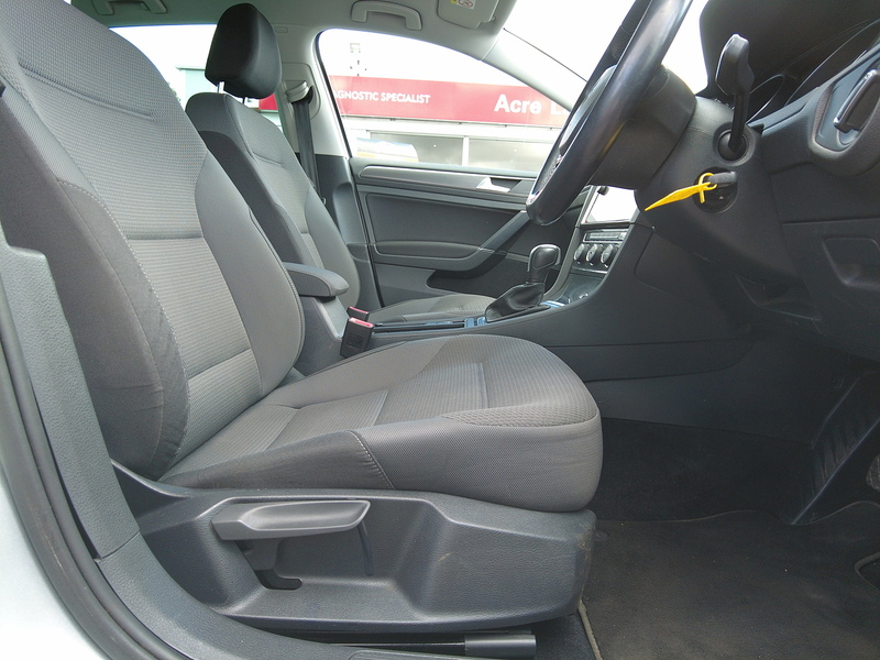 Volkswagen Golf TSI EVO Match Edition - U93785