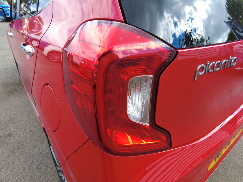 Kia Picanto GT-Line S - U93792