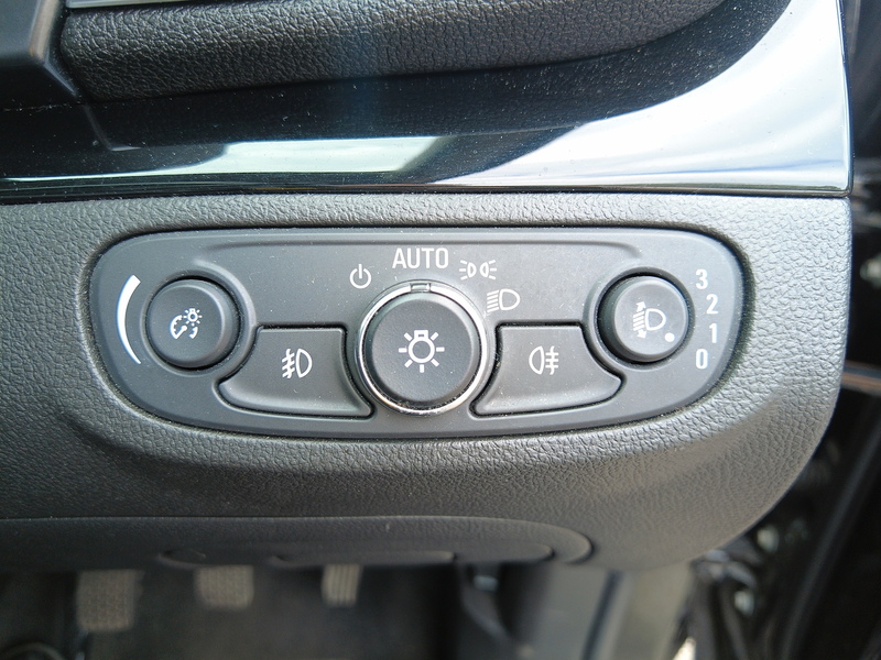 Vauxhall Mokka X i Turbo ecoTEC Design Nav - U93795