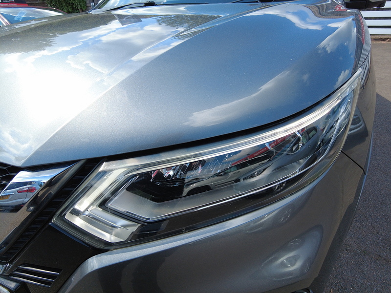 Nissan Qashqai dCi Tekna+ - U93803