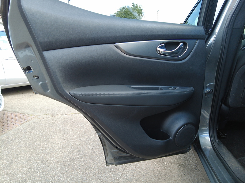Nissan Qashqai dCi Tekna+ - U93803