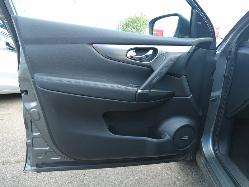 Nissan Qashqai dCi Tekna+ - U93803