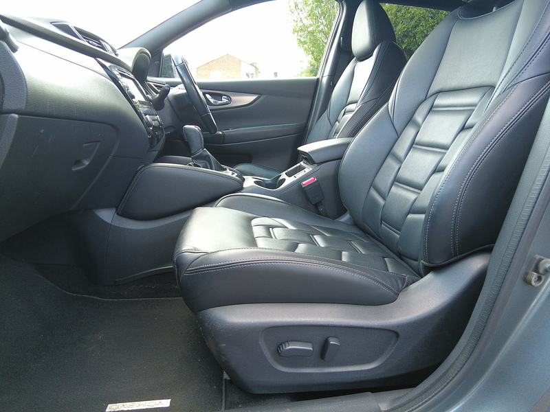 Nissan Qashqai dCi Tekna+ - U93803